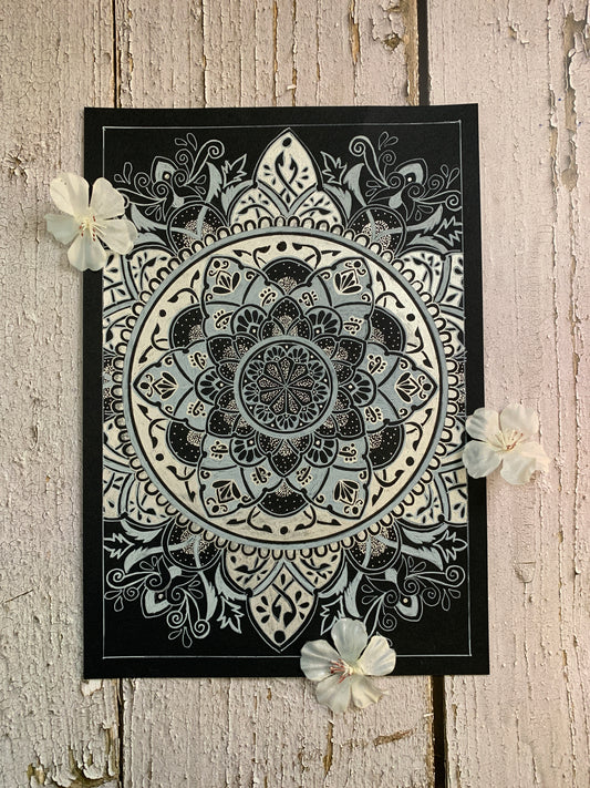 Kairos Silver Mandala